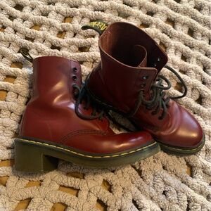 Dr.Martens Clemency boots